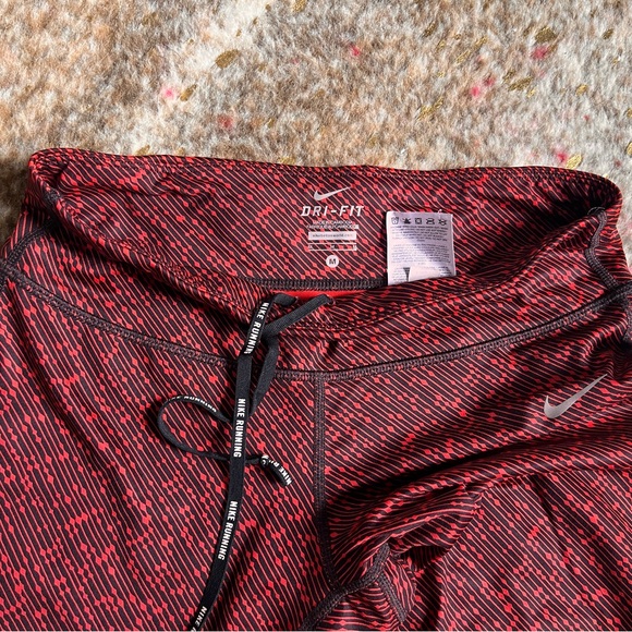 Nike, 3/4 running tights, M, red/black - Picture 2 of 3